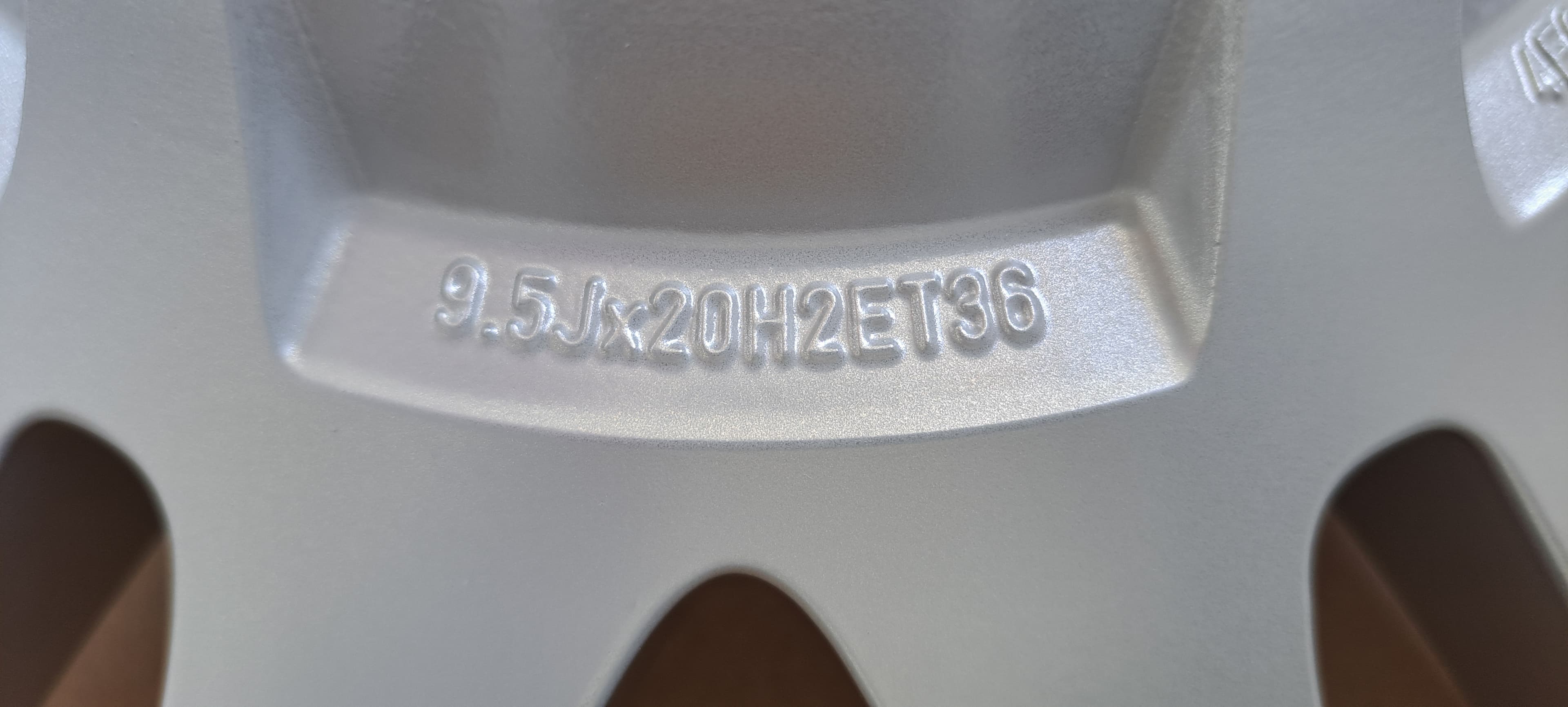 Alufelge 4F0601025CT